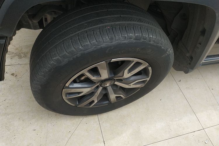 坦克300 2021款 城市版 2.0T 很有型车身外观6007