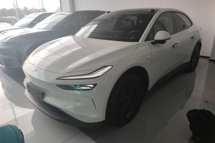 乐道L60 2024款 60kWh 后驱版车身外观1