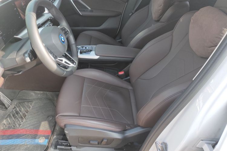 宝马iX1 2023款 eDrive25L M运动套装局部细节19