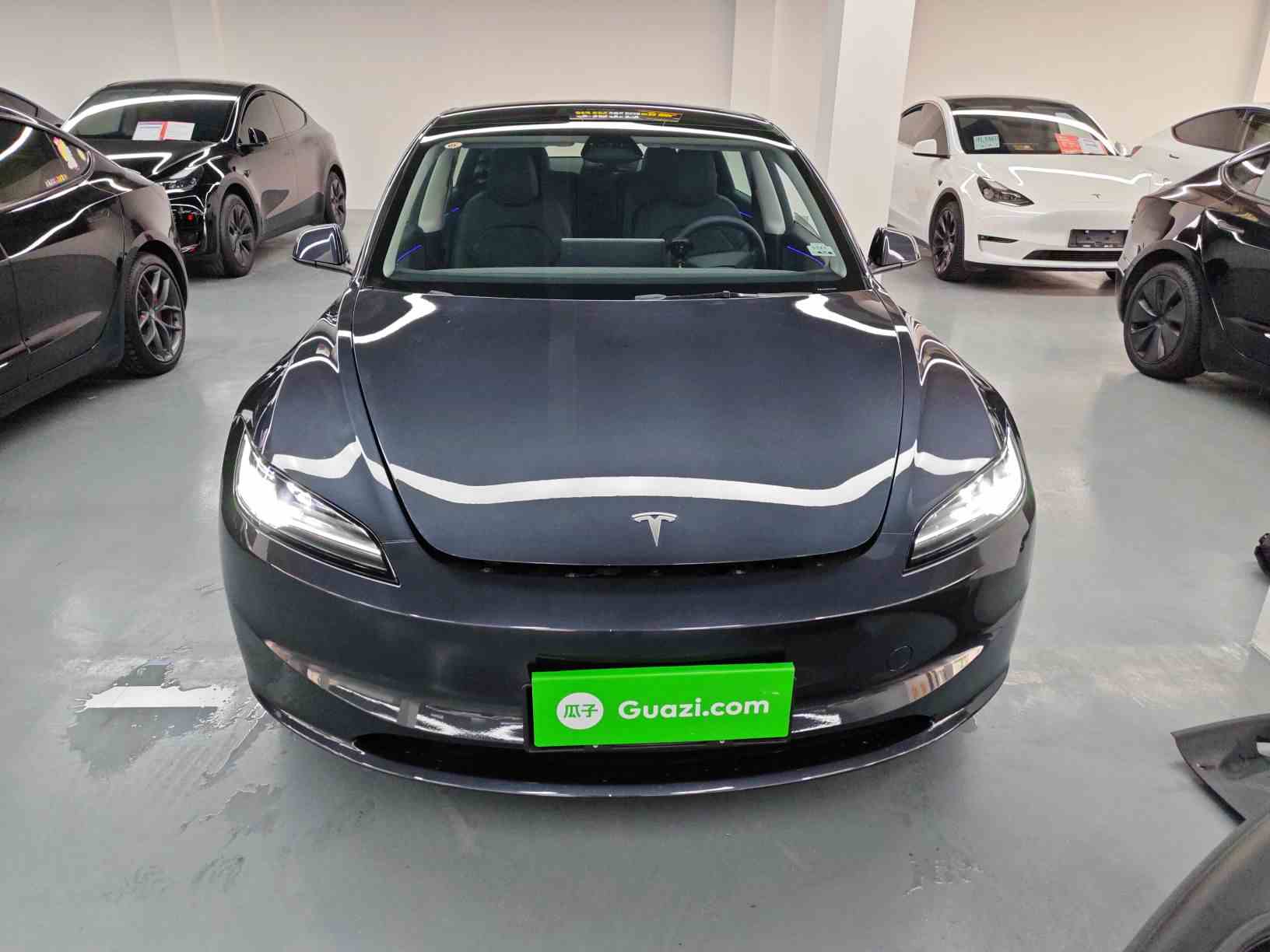 特斯拉 Model 3 2025款 后轮驱动版(1)