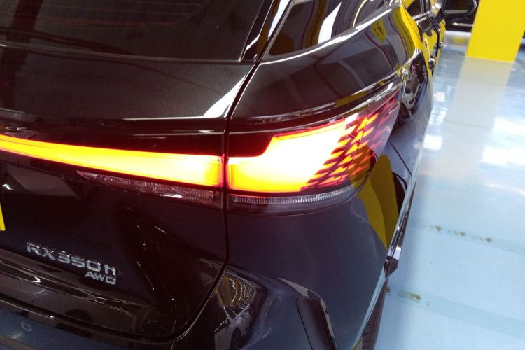 雷克萨斯RX 2023款 350h 四驱醇享版车身外观6006