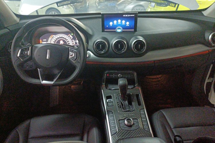 魏牌 VV7 2017款 VV7c 2.0T 豪华型中控内饰12