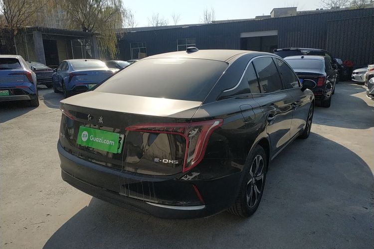 红旗E-QM5 2023款 改款 基础出行版车身外观6005