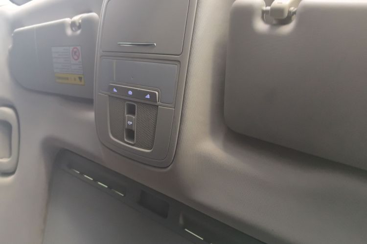 荣威i5 2021款 1.5L CVT铂金版中控内饰22