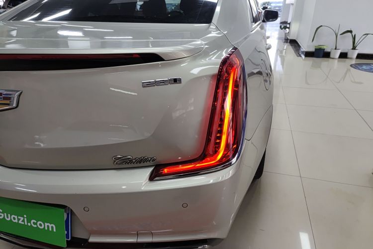 凯迪拉克XTS 2018款 28T 技术型车身外观9