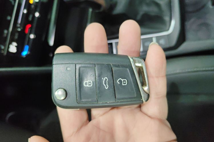 大众 速腾 2020款 280TSI DSG豪华型 国VI中控内饰11