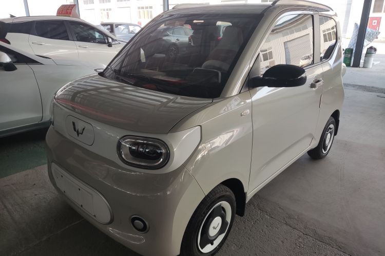 五菱汽车 宏光MINIEV 2024款 第三代 215km 青春版车身外观1