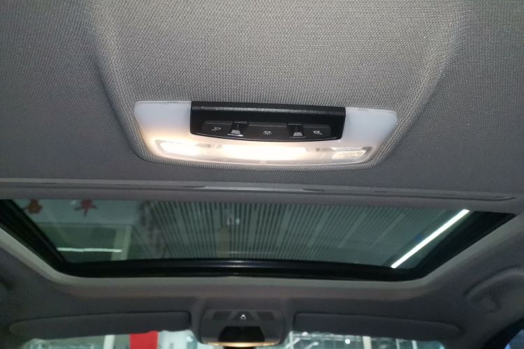 宝马1系(进口) 2015款 120i 运动设计套装中控内饰22