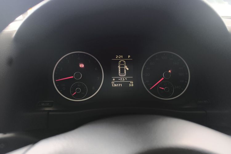 大众 途观 2013款 1.8TSI 自动两驱风尚版中控内饰14