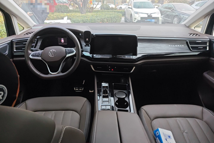大众 威然 2023款 改款 380TSI 尊驰版中控内饰12