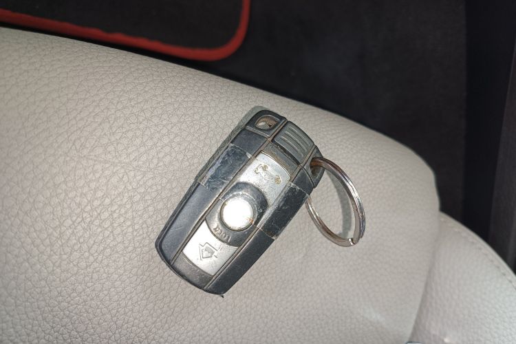 宝马X1 2013款 sDrive18i 运动设计套装中控内饰7001