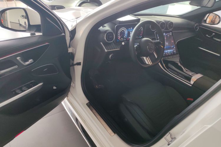 奔驰C级 2023款 改款 C 200 L 运动版中控内饰20