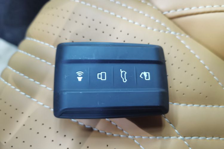 坦克500新能源 2025款 Hi4-Z中控内饰11