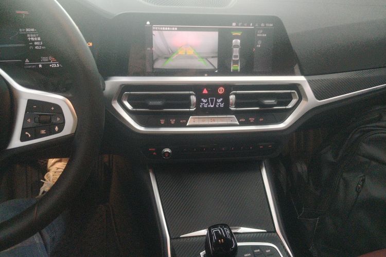 宝马3系 2022款 325Li M运动套装中控内饰16