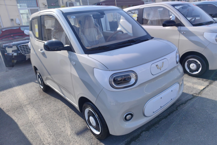 五菱汽车 宏光MINIEV 2024款 第三代 215km 青春版车身外观3