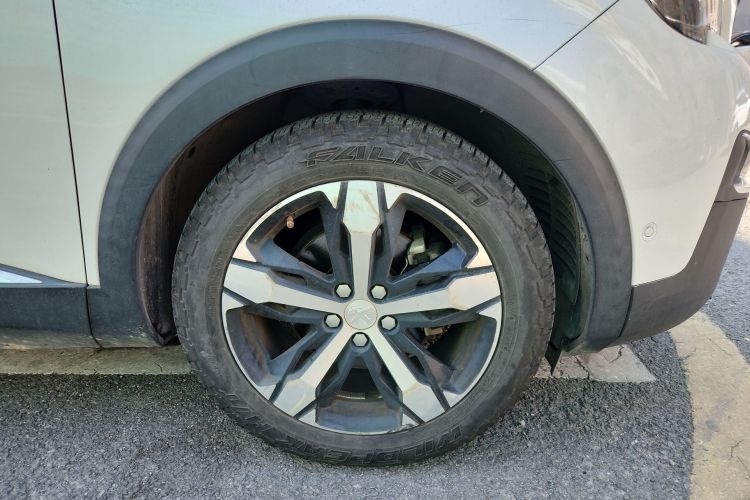 标致4008 2017款 350THP 豪华版车身外观10