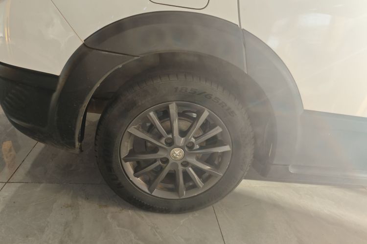 启辰R50X 2015款 1.6L 自动潮流版车身外观6001