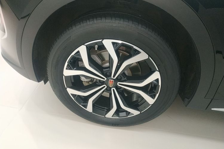 红旗HS7 2023款 2.0T 自动四驱旗畅版 六座车身外观6007