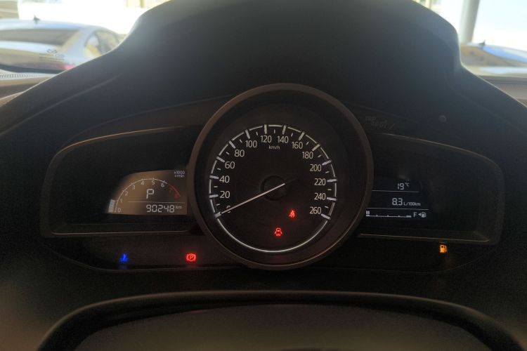 马自达3 昂克赛拉 2019款 云控版 三厢 1.5L 自动豪华型 国VI中控内饰14