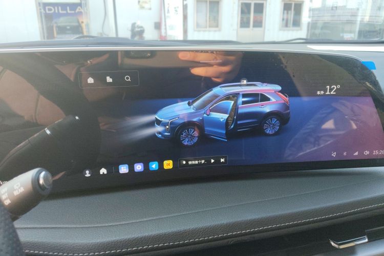 凯迪拉克XT4 2024款 28T 两驱豪华型中控内饰16