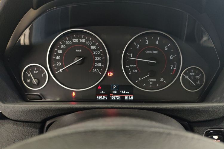 宝马3系 2017款 320i M运动型中控内饰14