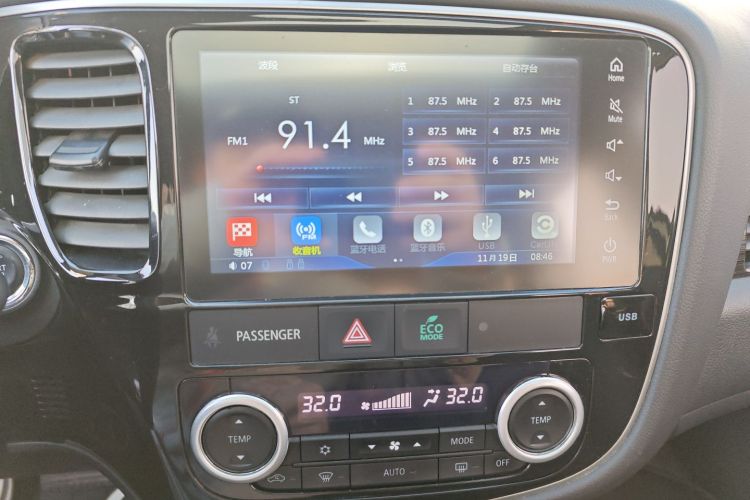 三菱 欧蓝德 2019款 2.0L 两驱畅享版 7座 国VI中控内饰16