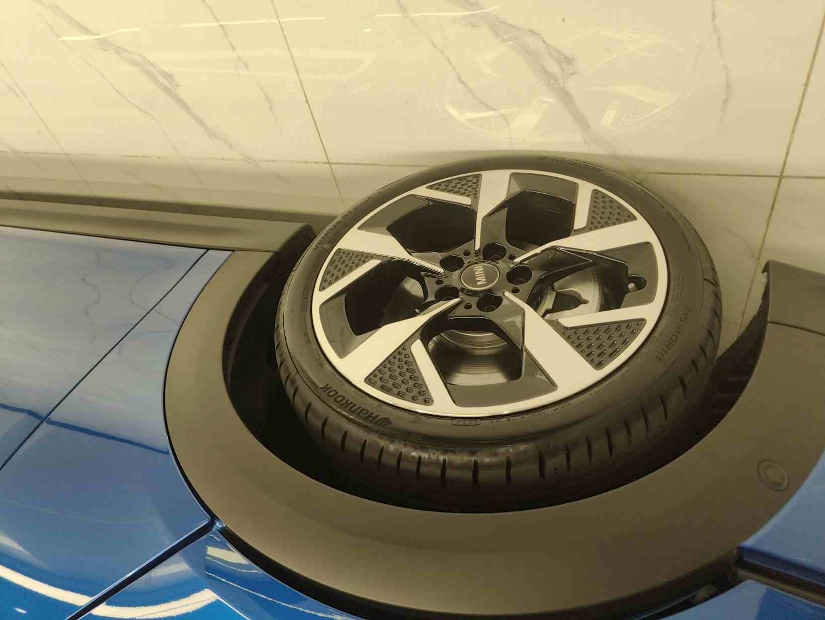 MINI 2025款 2.0T COOPER S 艺术家(2)
