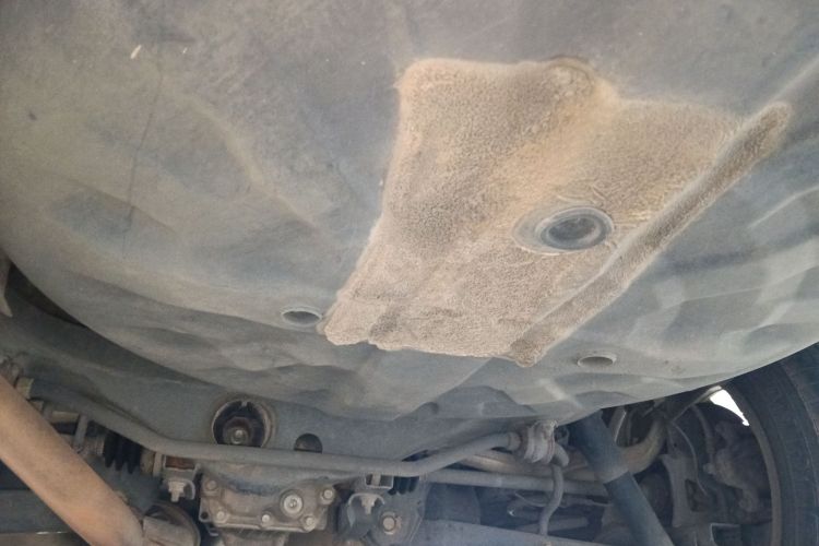 日产 奇骏 2012款 2.5L CVT豪华版 4WD局部细节9009