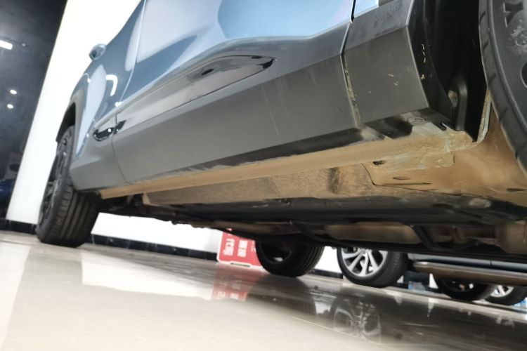 吉利汽车 博越 2024款 1.5TD 智尊版机舱底盘29