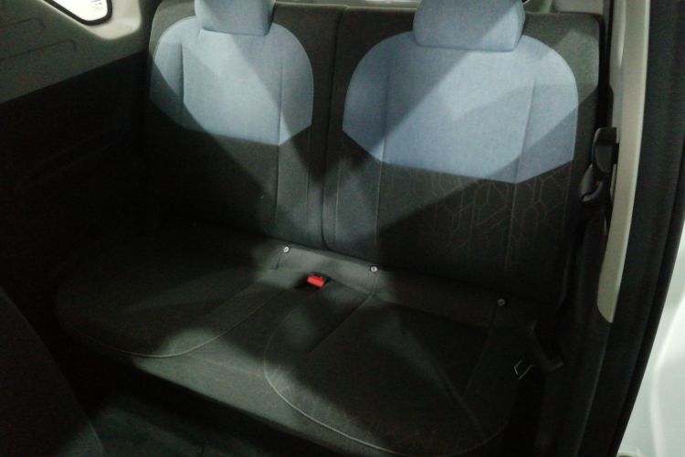 吉利银河 2024款 熊猫mini 200km 耐力熊中控内饰21