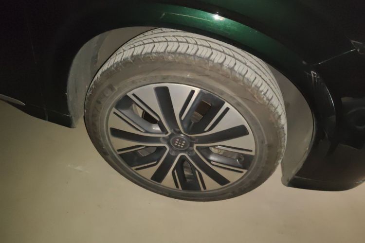 蓝电E5 PLUS 2026款 165km 长续航先享版Ultra 7座车身外观10