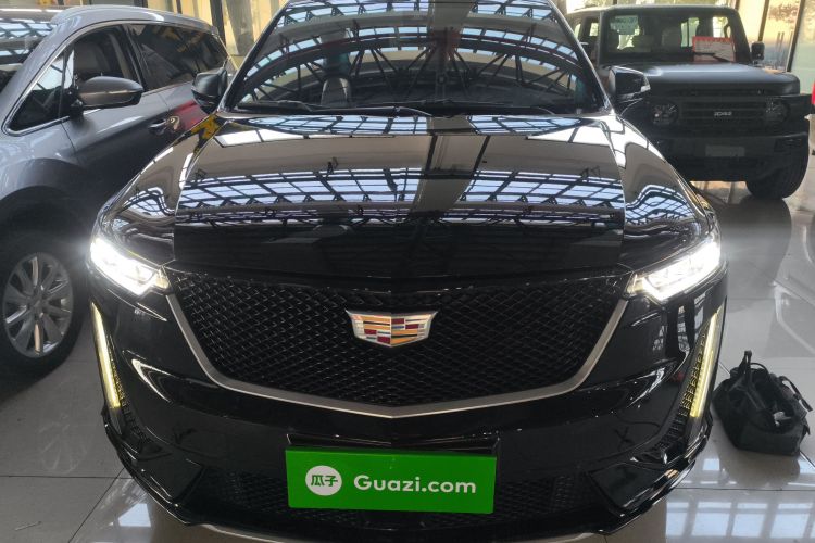 凯迪拉克XT6 2020款 28T 七座豪华运动型至享安全版车身外观2