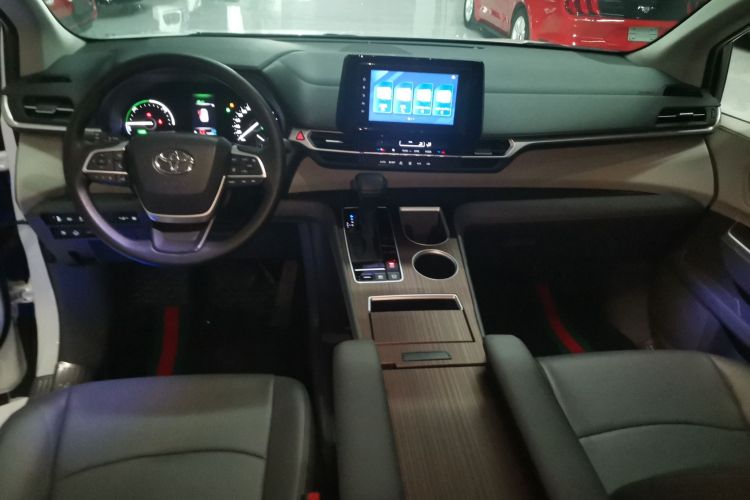 丰田 赛那SIENNA 2023款 2.5L混动 舒适版中控内饰12