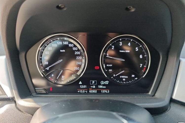 宝马X1 2019款 sDrive18Li 时尚型中控内饰14