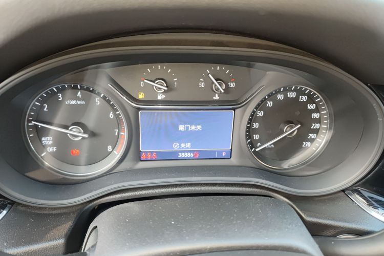 别克 君威 2020款 552T 精英型中控内饰14