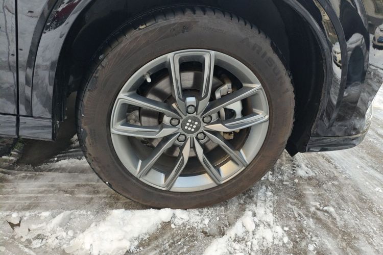 蓝电E5 2023款 1.5L DE-i 100KM畅享型 7座车身外观6007