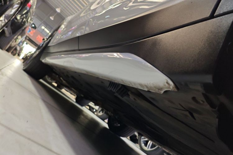 宝马X1 2019款 xDrive20Li 尊享型局部细节9002