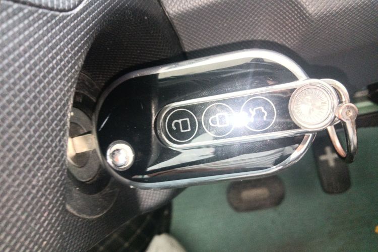 五菱汽车 宏光MINIEV 2022款 马卡龙臻享款 三元锂中控内饰11