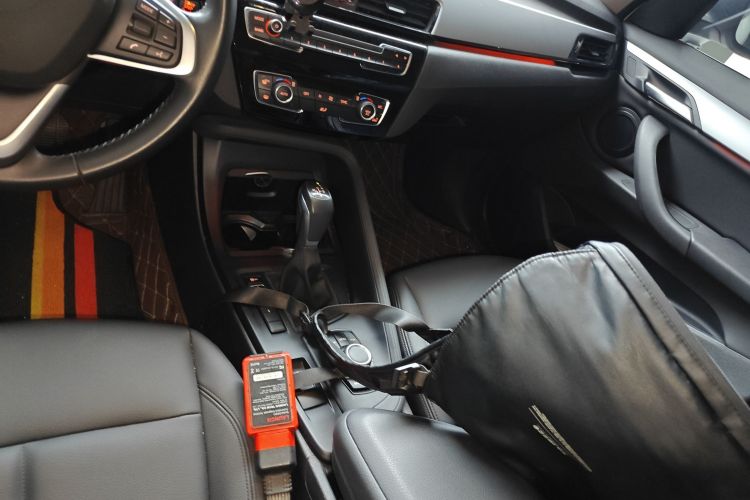 宝马X1 2019款 sDrive20Li 领先型中控内饰18