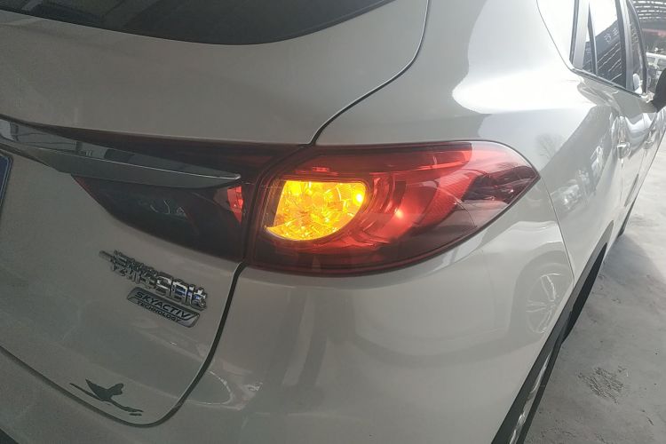 马自达CX-4 2016款 2.0L 自动两驱蓝天品位版车身外观6006