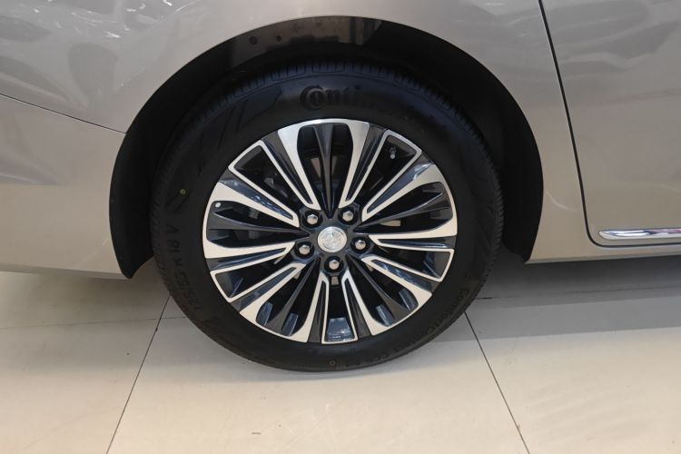 别克GL8 2023款 ES陆尊 旗舰型车身外观6008