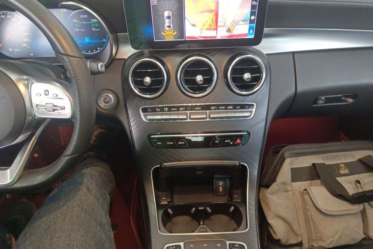 奔驰C级 2020款 C 260 L 运动版局部细节18