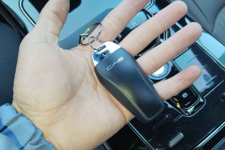 比亚迪 汉 2022款 DM-i 121KM 尊荣型中控内饰11