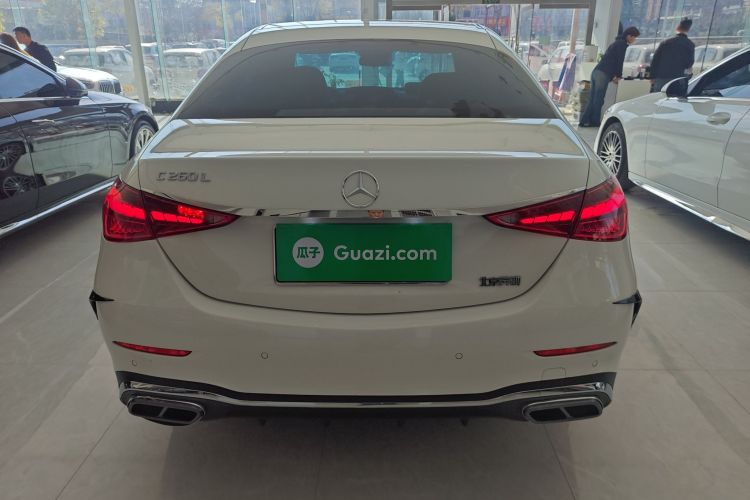 奔驰C级 2023款 C 200 L 运动版车身外观6