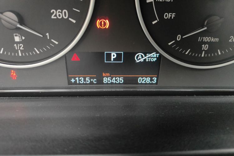 宝马2系(进口) 2015款 218i中控内饰15