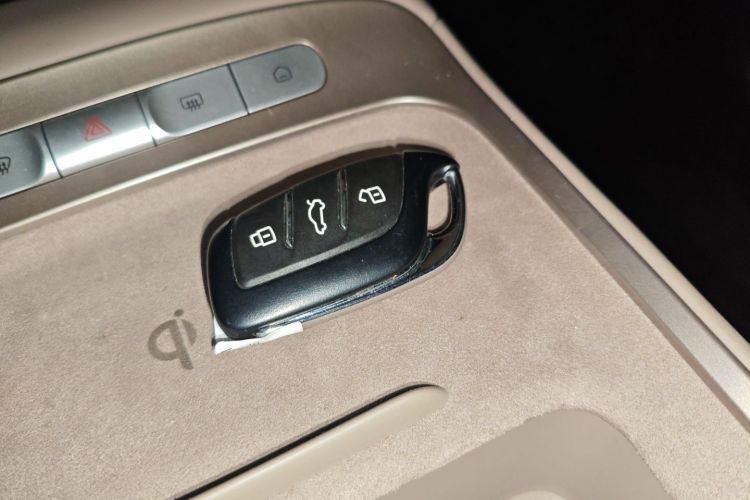 名爵 MG ES5 2025款 525max 后驱智驾版中控内饰7001