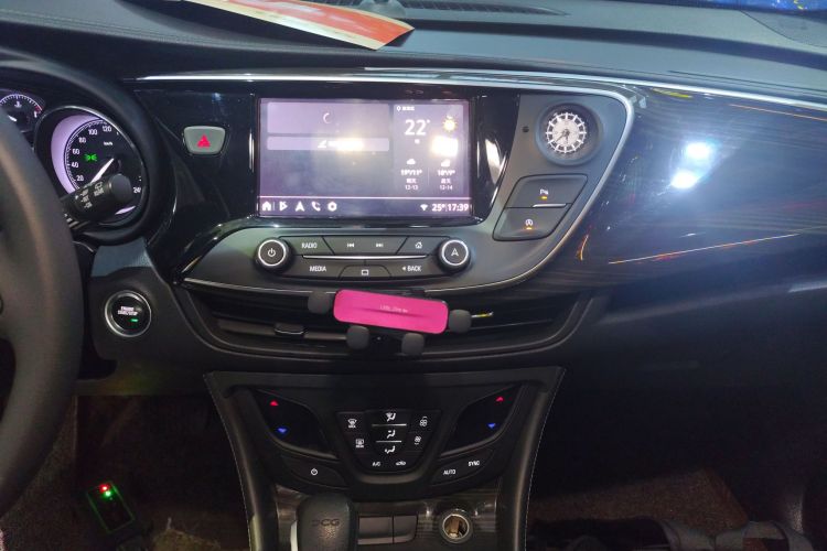 别克 昂科威 2021款 532T 两驱领先型局部细节16