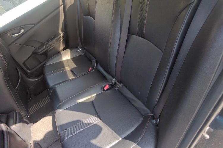 本田 思域 2016款 180TURBO CVT舒适版中控内饰7004