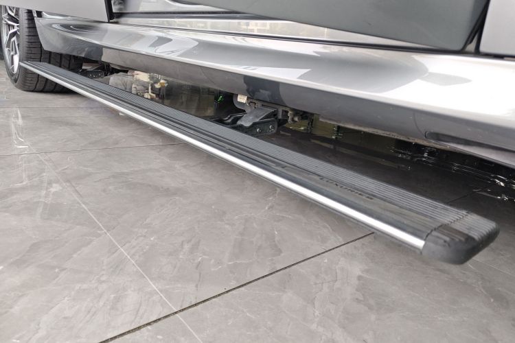 宝马X5 2022款 改款 xDrive 30Li 尊享型M运动套装局部细节9001