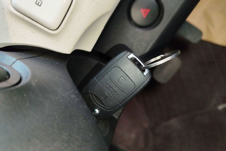 五菱汽车 宏光MINIEV 2024款 第三代 215km 青春版中控内饰11